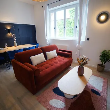 Monseigneur & Design Avec Parking