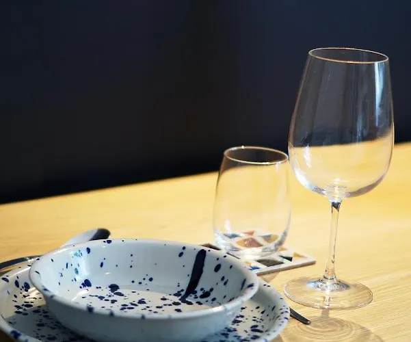 Monseigneur & Design Avec Parking דירה